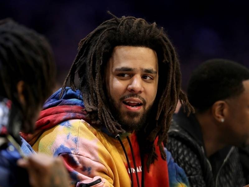 J. Cole & LeBron James Dap It Up During Lakers’ Win Against Knicks