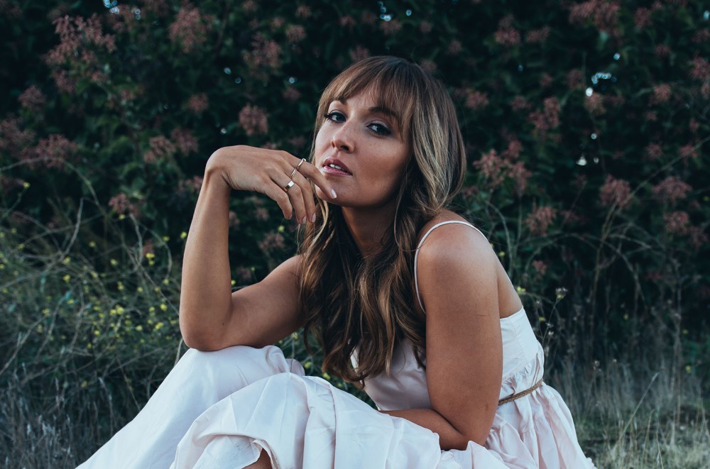 Heather Jeanette Promises ‘I’ll Never Stop Loving You’ In Dreamy New  Premiere