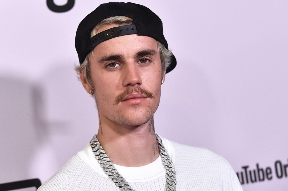 Justin Bieber Branches Out for New Collarbone Tattoo