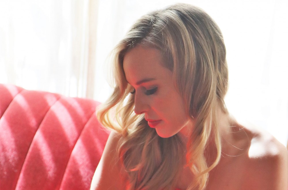 Kasey Lansdale Straddles the ‘Good Girl’ Line On Sultry New Track: Exclusive