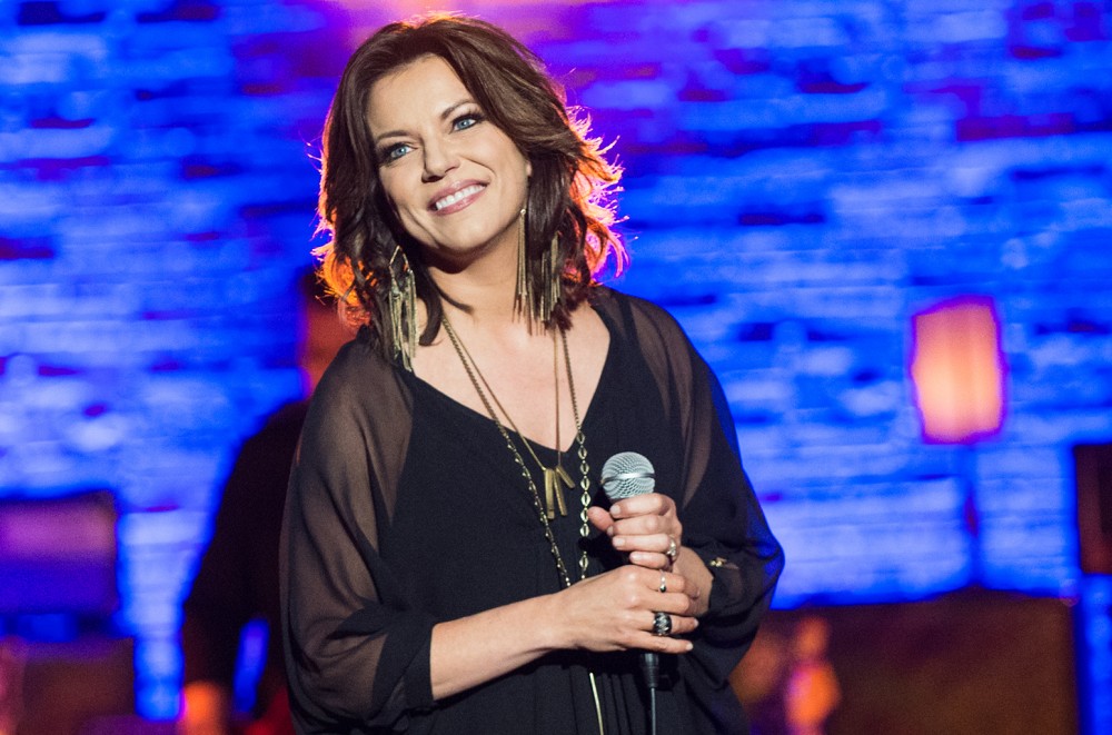 Martina McBride Mourns Her Mother’s Death on Instagram: ‘She Taught Us How to Be Strong’