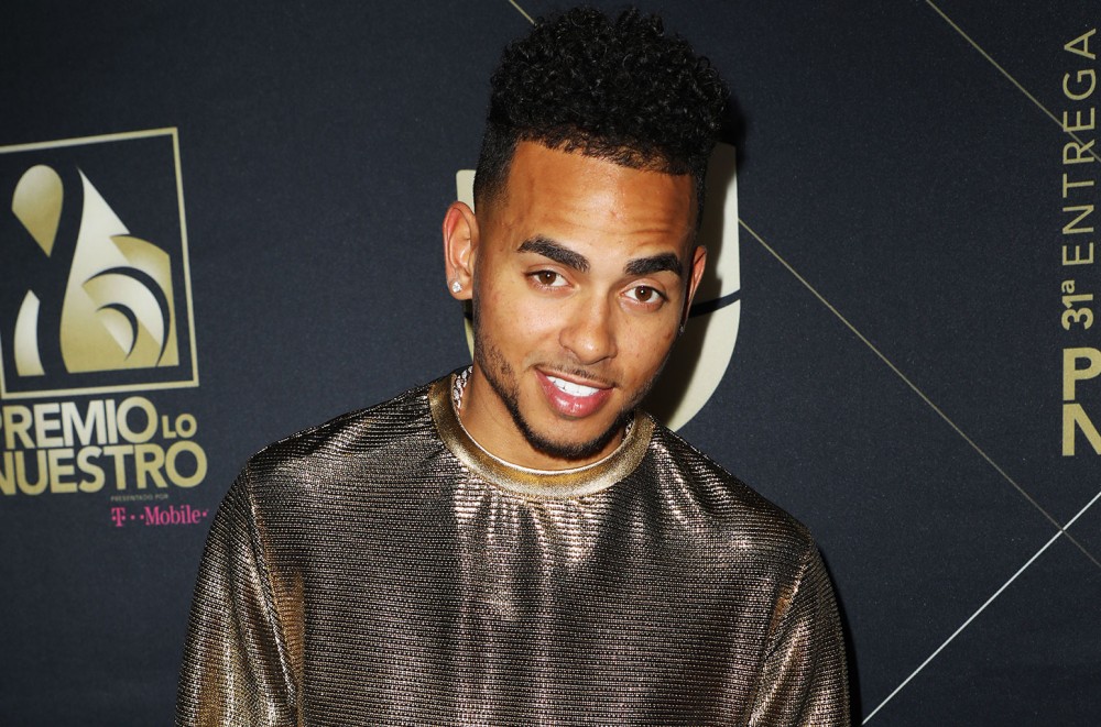 Ozuna Gets Emotional Announcing Engagement to Longtime Girlfriend
