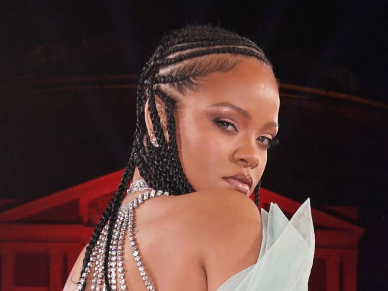 Rihanna Announces Savage X Fenty Valentine’s Day Lingerie Collection