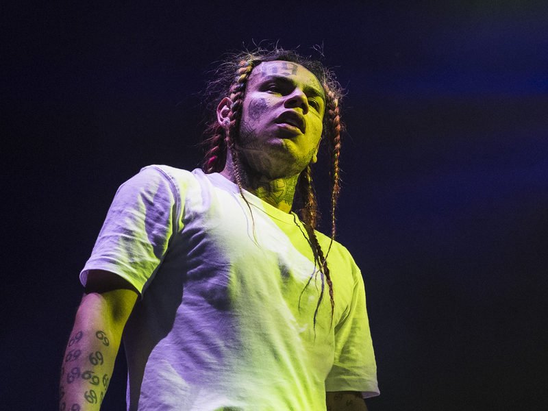 Tekashi 6ix9ine’s Ex-Manager Shotti Sends Ominous Message To His ‘Enemies’ From Prison