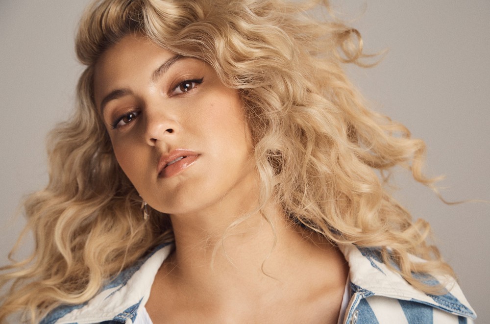 Tori Kelly Teams Up With Cory Asbury on ‘Reckless Love’: Exclusive
