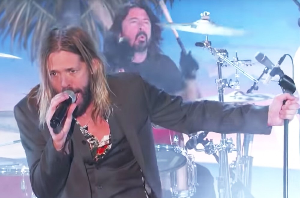 Watch Taylor Hawkins & The Coattail Riders Jam Out With Dave Grohl and Perry Farrell on ‘Kimmel’