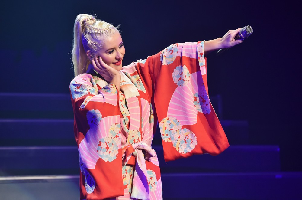 8 Times Christina Aguilera Slayed Her Live Performances