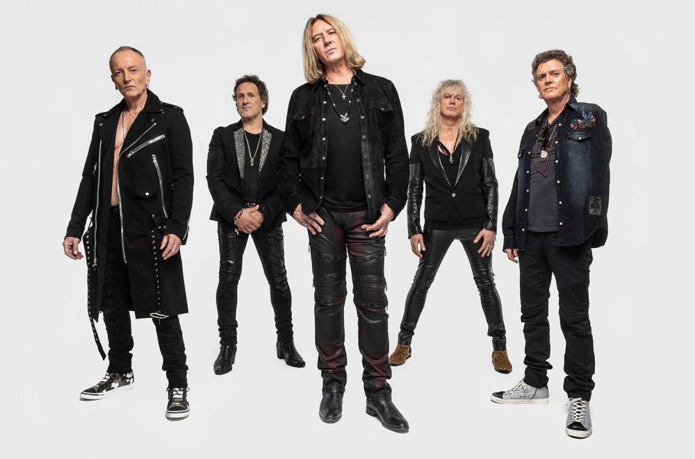 Def Leppard Announce Fall 20/20 Vision Tour With ZZ Top