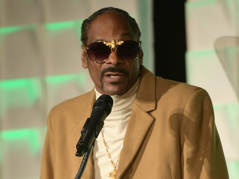 Hip Hop Week In Review: Snoop Dogg Slams Oprah Winfrey & Gayle King