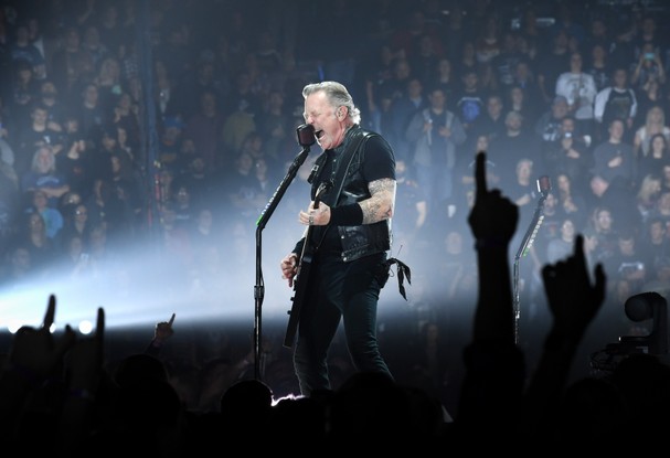 Metallica Cancel Tour So James Hetfield Can Enter Addiction Treatment