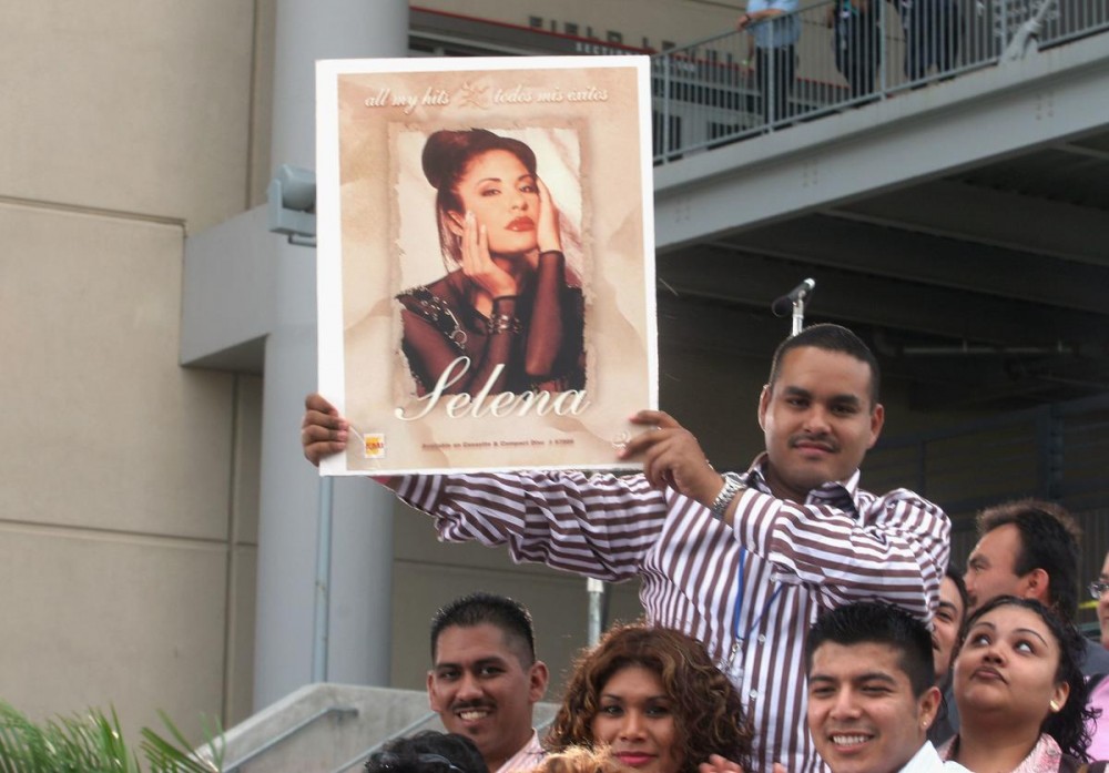 Selena's Family Announces Commemorative Concert 25 Years After Her Passing