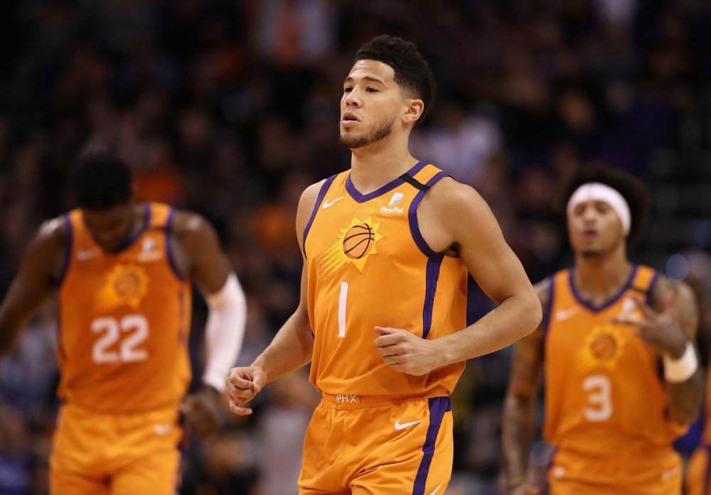 Devin Booker Learns Of NBA Shutdown While Streaming: Watch