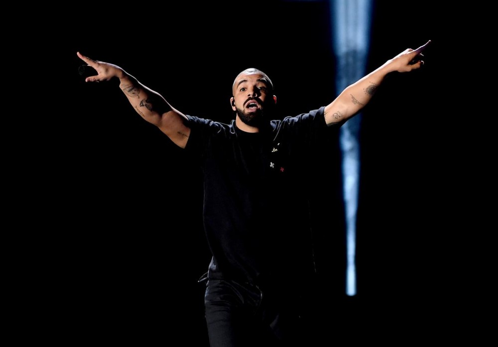 Drake Gets Dragged Online For Michael Jackson Lyric In New Song