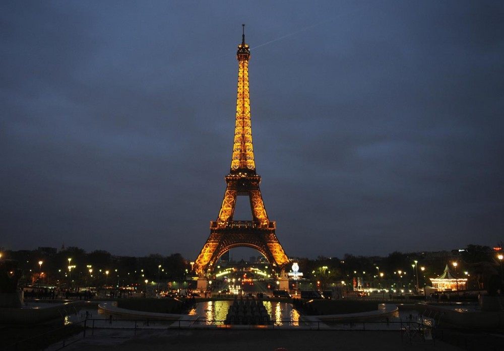 Eiffel Tower Closes Ahead Of Paris Coronavirus Shutdown