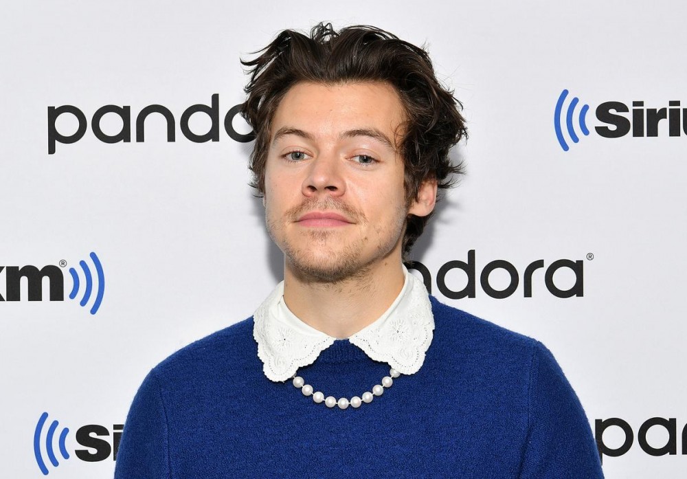 Harry Styles Details Being Robbed, Was Told To Unlock His Phone