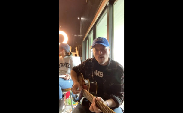 Jason Isbell Covers "Heathens" By Drive-By Truckers: Watch
