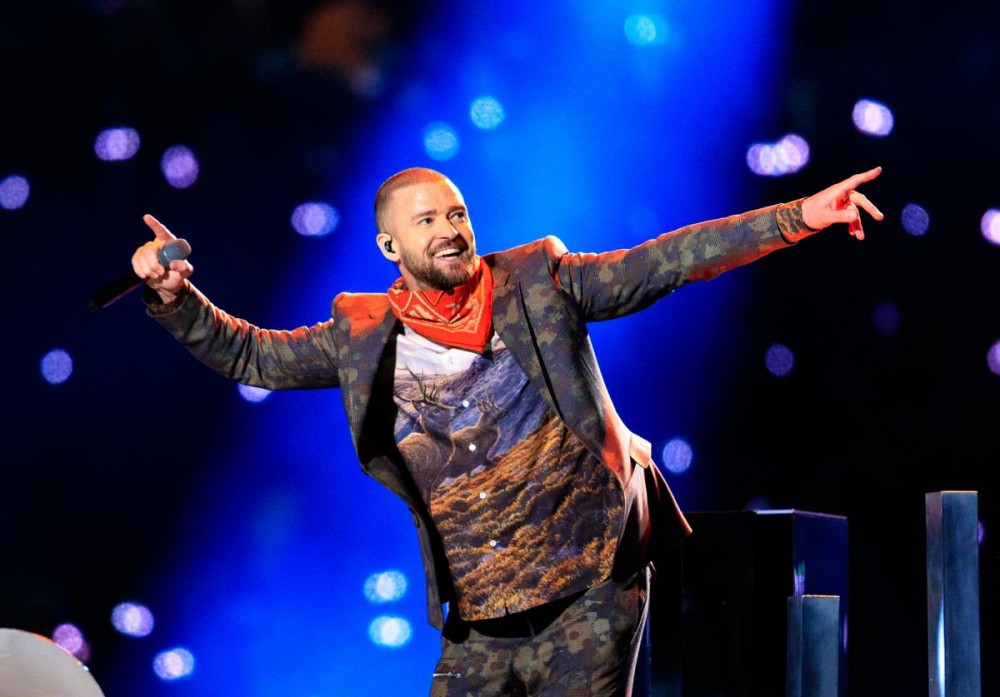 Justin Timberlake Donates To Food Bank, Encourages Charity