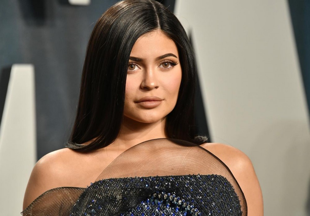 Kylie Jenner Reacts To Trolls Calling Her Toes Gross: "I Have Cute A** Feet"