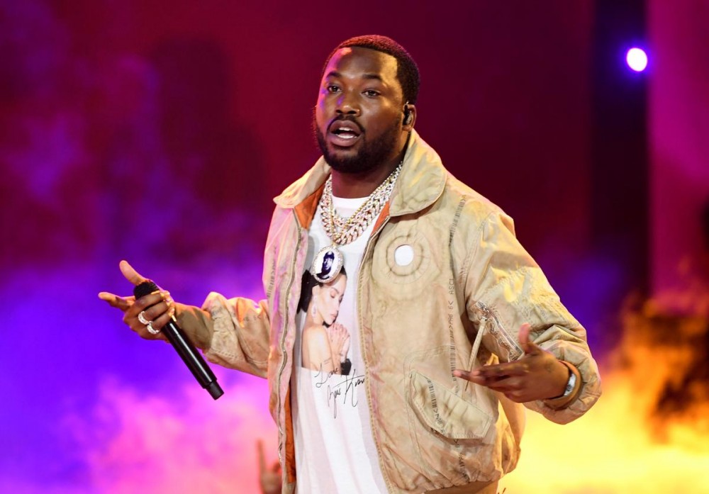 Meek Mill Hilariously Attempts To Do The #OutWest Challenge: Watch