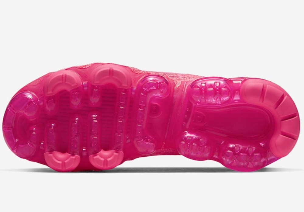 Nike Air VaporMax 3.0 Receives All-Pink Makeover: Photos