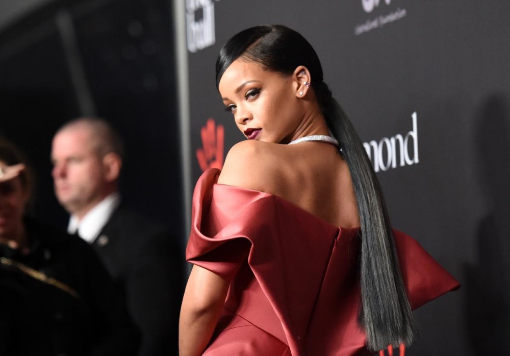 Rihanna Wants "3 Or 4" Kids In 10 Years With Or Without A Partner