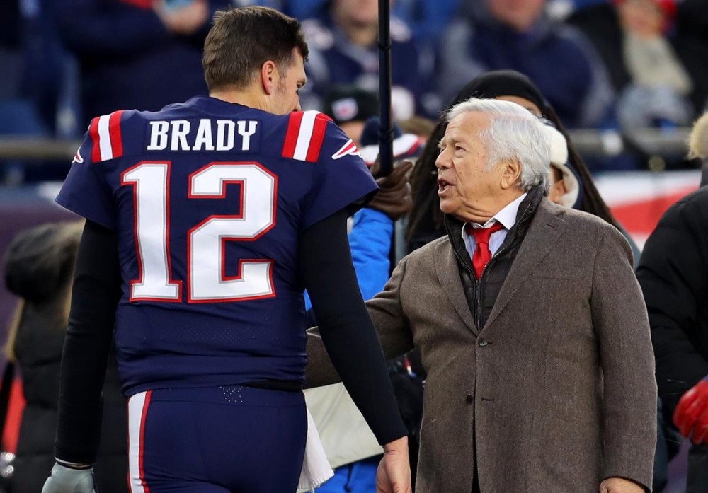 Robert Kraft Takes Out Full-Page Ad Thanking "GOAT" Tom Brady