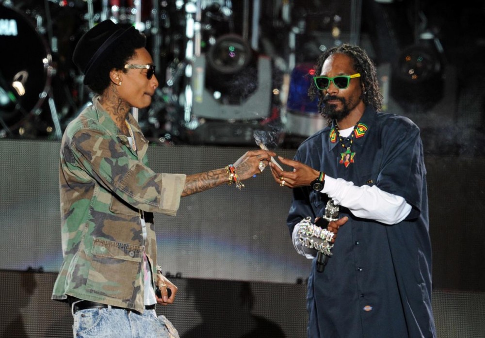 Snoop Dogg, Wiz Khalifa & More Accept Gillie Da King's #KushUpChallenge