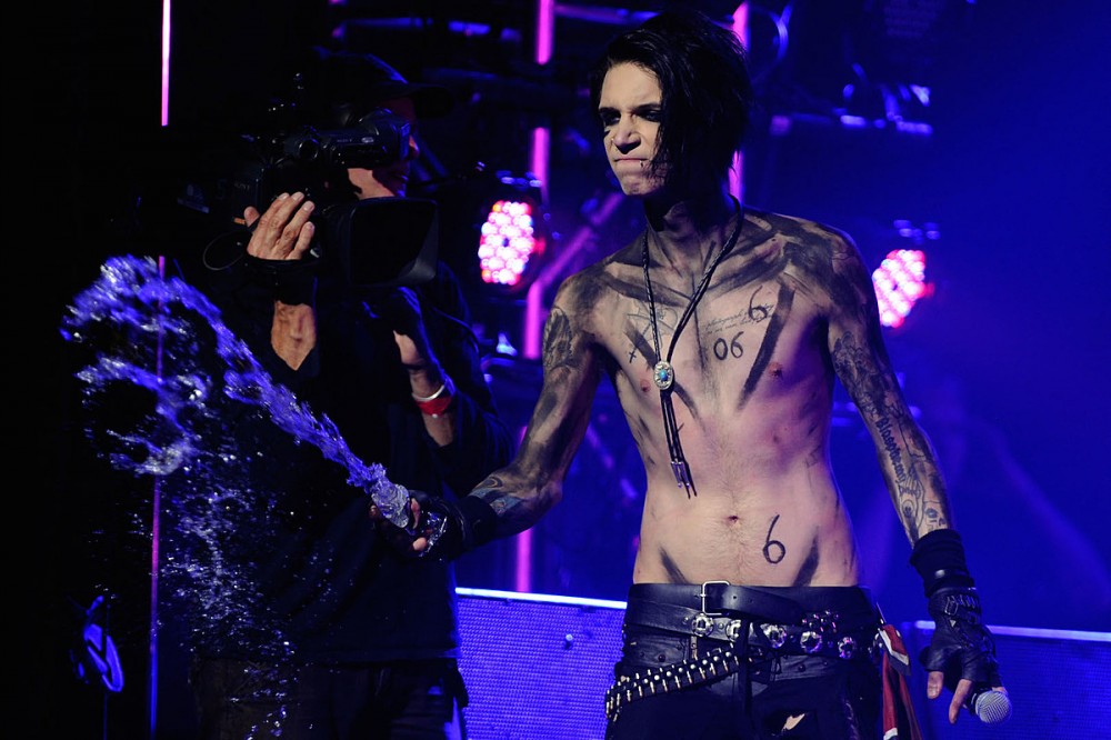 Black Veil Brides’ Re-Recorded ‘Re-Stitch These Wounds’ Gets Release Date