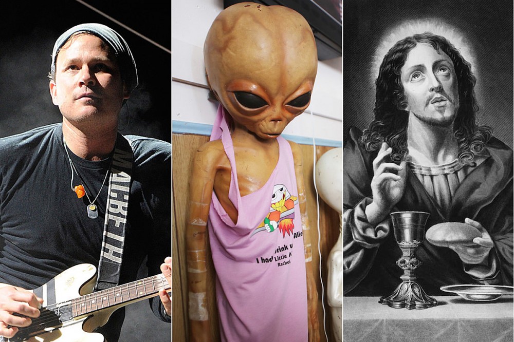 Tom DeLonge Suggests Aliens Were Present at the Birth of Jesus Christ