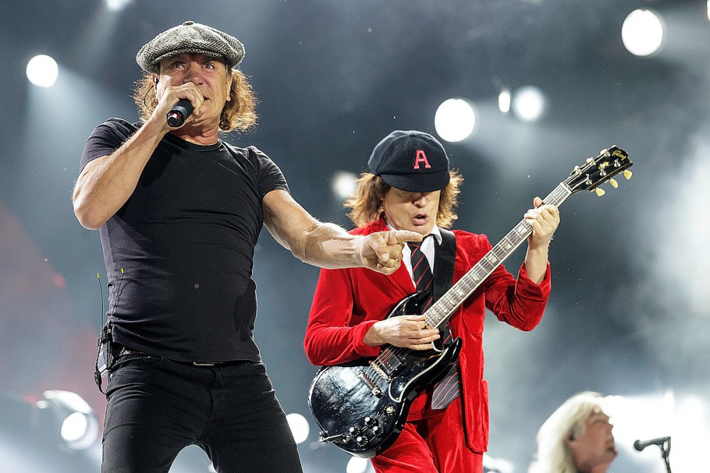 Report: Photos Emerge Showing AC/DC Performing With Brian Johnson + Phil Rudd