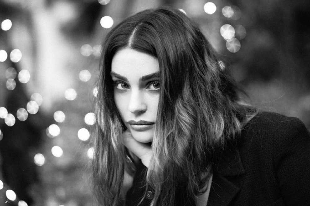 Aimee Osbourne Sets Release Date for Debut Album, Shares Haunting ‘House of Lies’ Song
