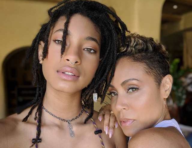 Willow Smith is ‘Proud’ of Mother Jada Pinkett Smith for Speaking on Affair With August Alsina
