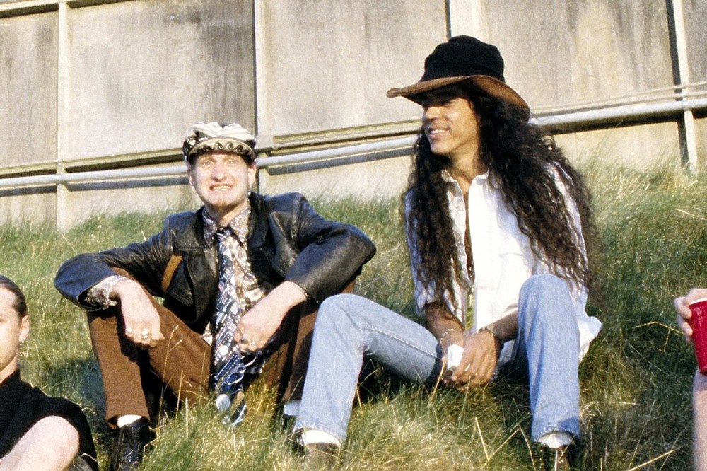 Alice in Chains’ Mike Inez: People Have the Wrong Idea About Layne Staley