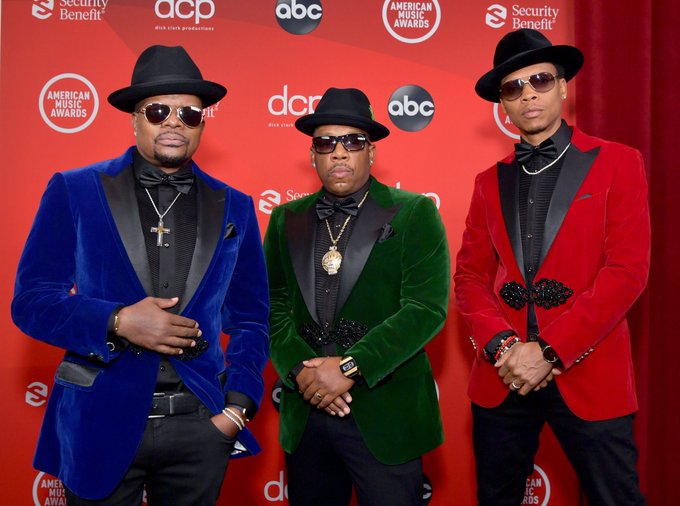 [WATCH] Bell Biv Devoe Celebrates the 30th Anniversary of ‘Poison’ at American Music Awards