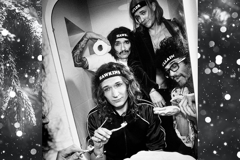 The Darkness Announce ‘Lockdown Live: Streaming of a White Christmas’ Concert