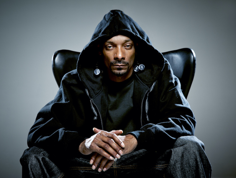 19 Crimes and Snoop Dogg Creates “Ask the Doggfather” AR Experience for the Holiday Season