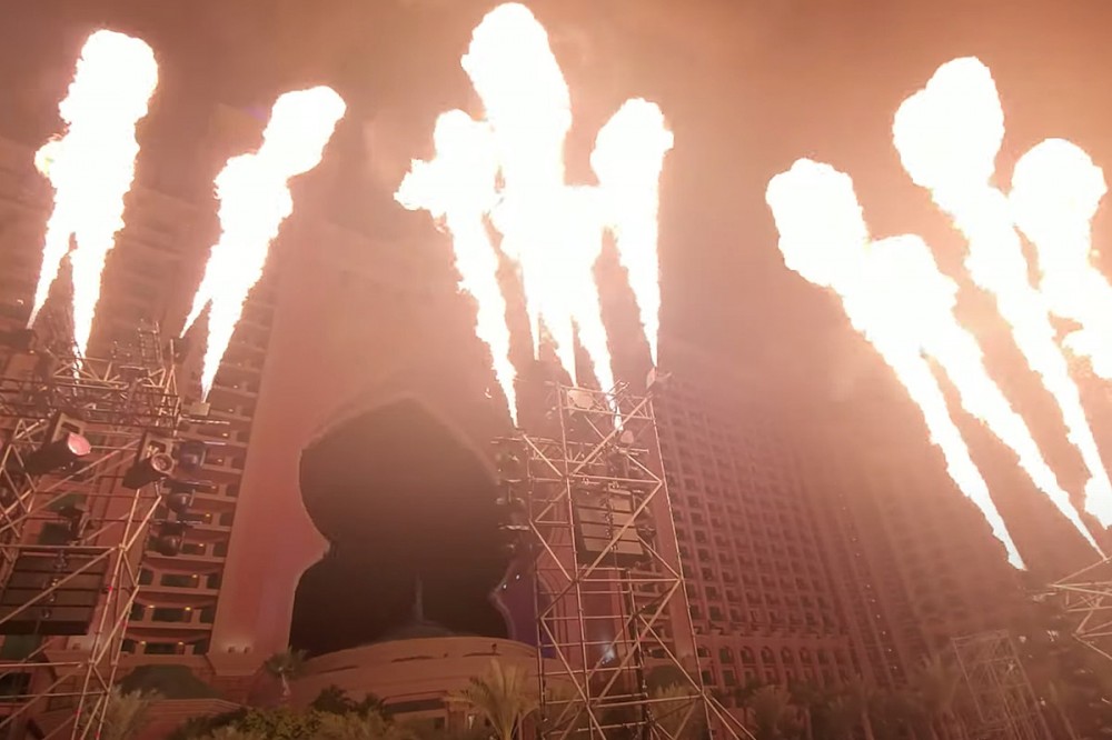 KISS Preview $1 Million Worth of Pyro in Dubai Livestream Soundcheck Video