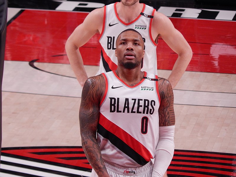 SOURCE SPORTS: Damian Lillard Shows Respect to Steph Curry After He Went Off For a Career-High 62 Points Against The Blazers
