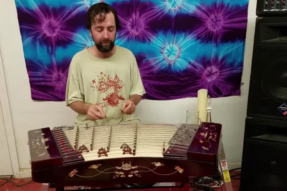 Watch This Musician Play Exotic-Sounding Tool + Nirvana Covers on Dulcimer