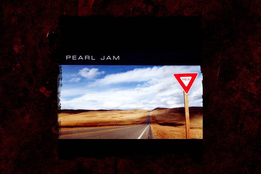 23 Years Ago: Pearl Jam Rebound With ‘Yield’ Album