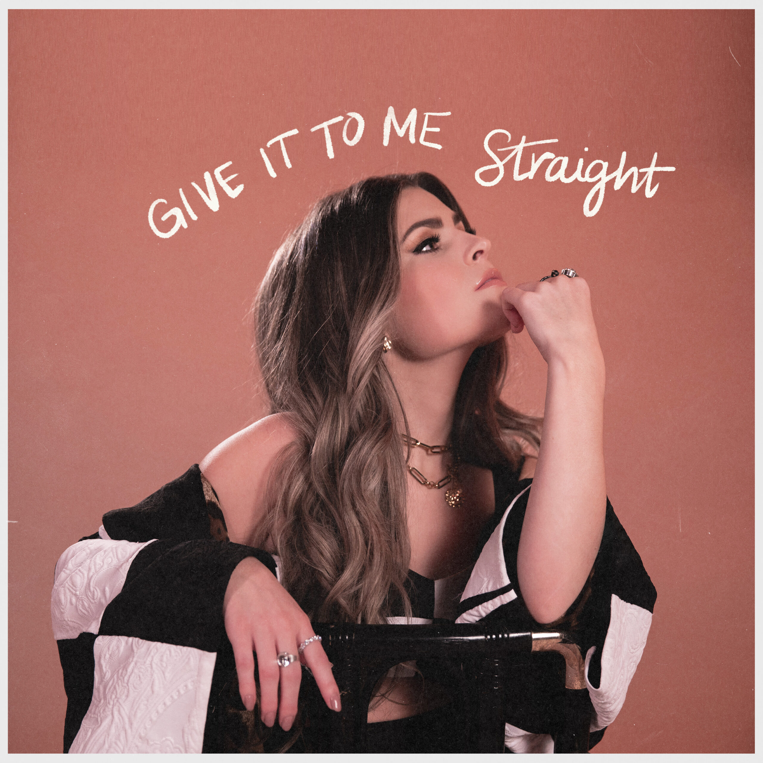Tenille Arts – Give It To Me Straight
