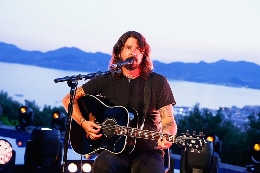 Dave Grohl Was Afraid He Ripped Off Sonic Youth With Foo Fighters’ ‘Everlong’
