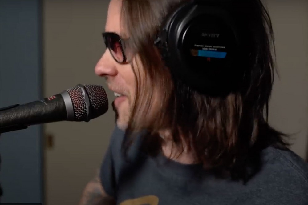 Myles Kennedy Shows Soulful Side on Earth, Wind & Fire Cover
