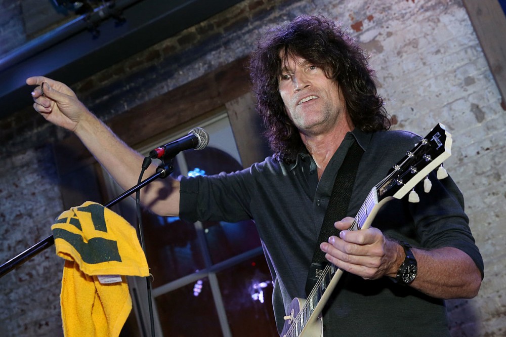 KISS’ Tommy Thayer Shares How He Learned He Had a 31-Year-Old Daughter