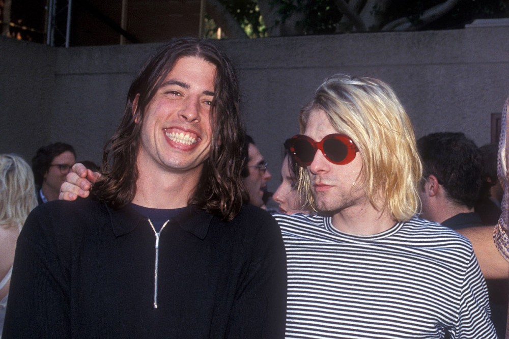Dave Grohl Remembers Feeling ‘Strange’ After Kurt Cobain Died