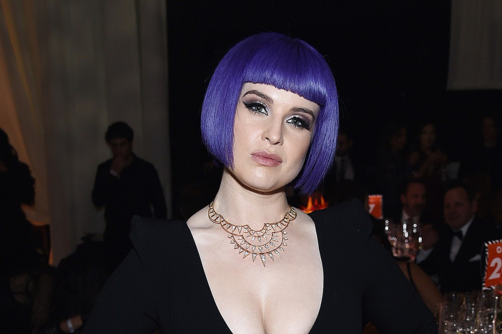 Kelly Osbourne Admits Relapse + Confirms She’s ‘Back on Track’ With Sobriety