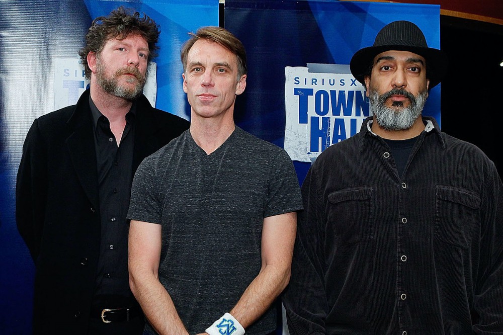 Soundgarden Regain Control of Social Media Accounts, Will Ban Trolls + Conspiracy Theorists