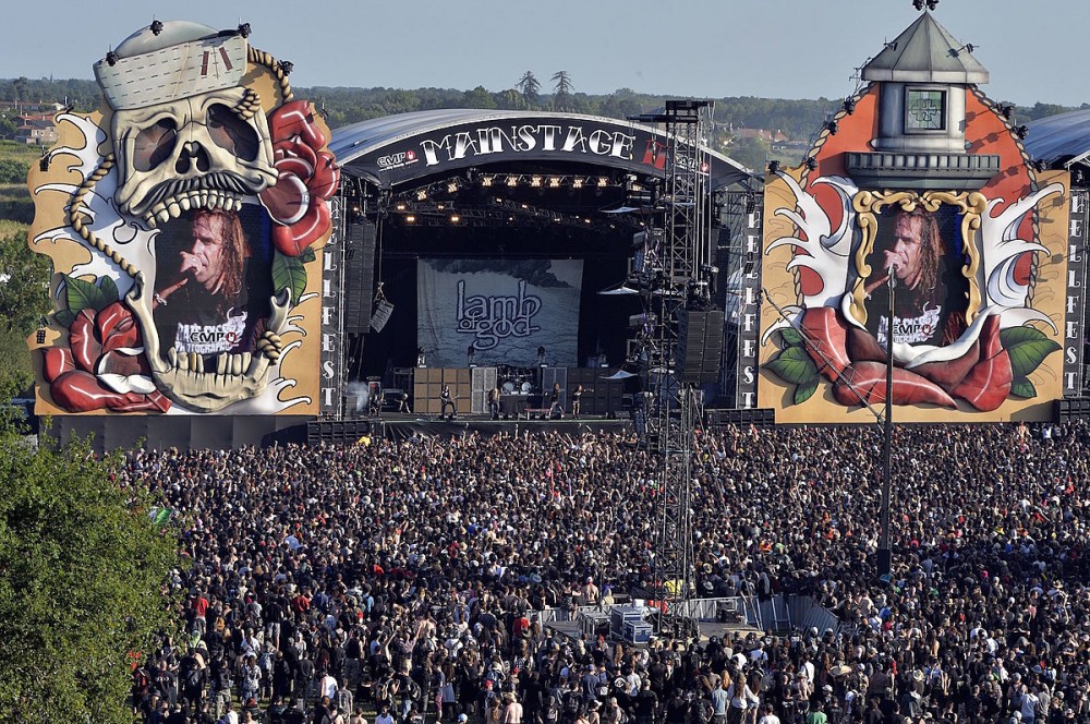 Hellfest 2022 Lineup Announced, 350 Bands to Play – Metallica, Guns N’ Roses + More