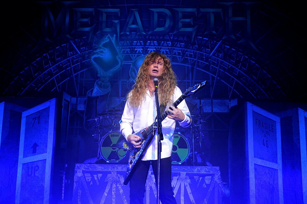 Dave Mustaine Shares Video of New Megadeth Album’s ‘Last Vocal Take’