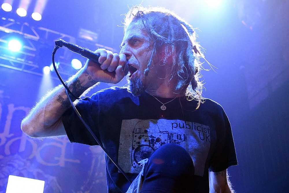 Randy Blythe Urges Lamb of God Concertgoers to Get Vaccinated + ‘Wear a F**king Mask’